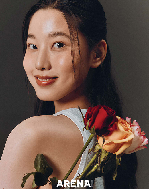 Shin Hyejin (신혜진)