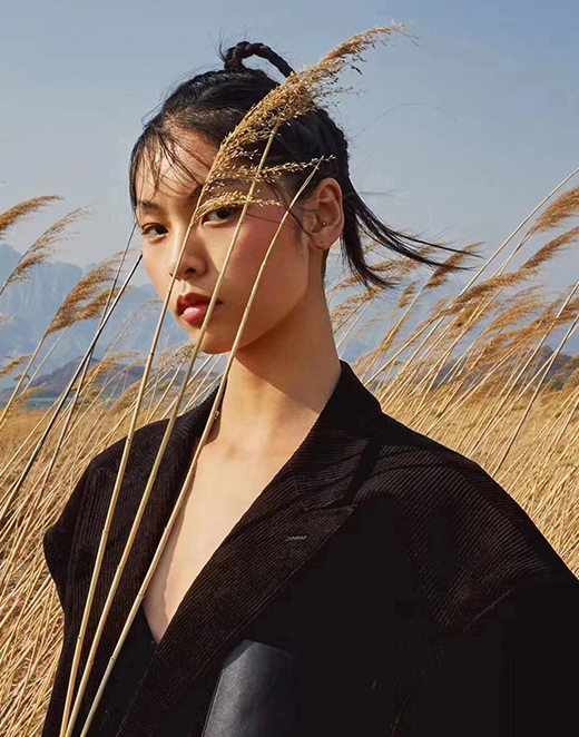 📍CN/ Qin Tian (칭 티엔)